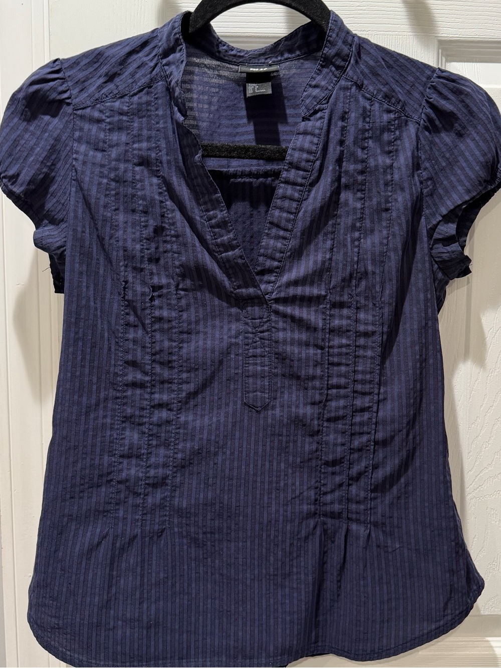 H&M Navy Blue Striped Puff Sleeve V Neck Blouse Women’s Size 8